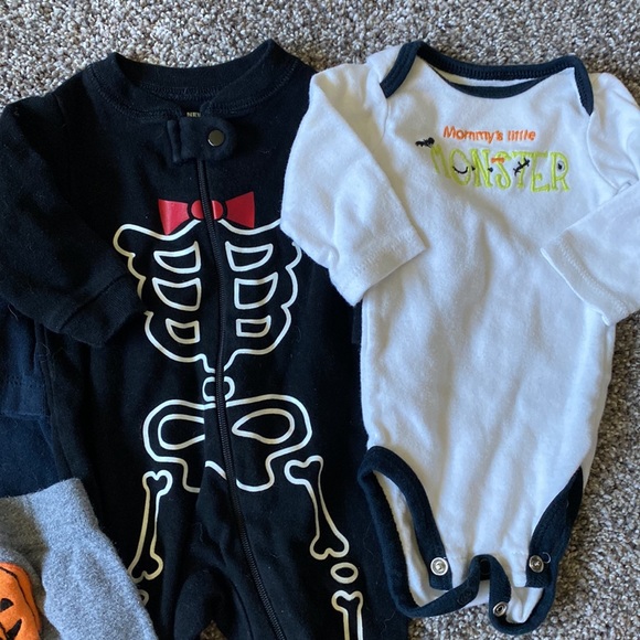 Newborn Halloween onesies - Picture 4 of 4